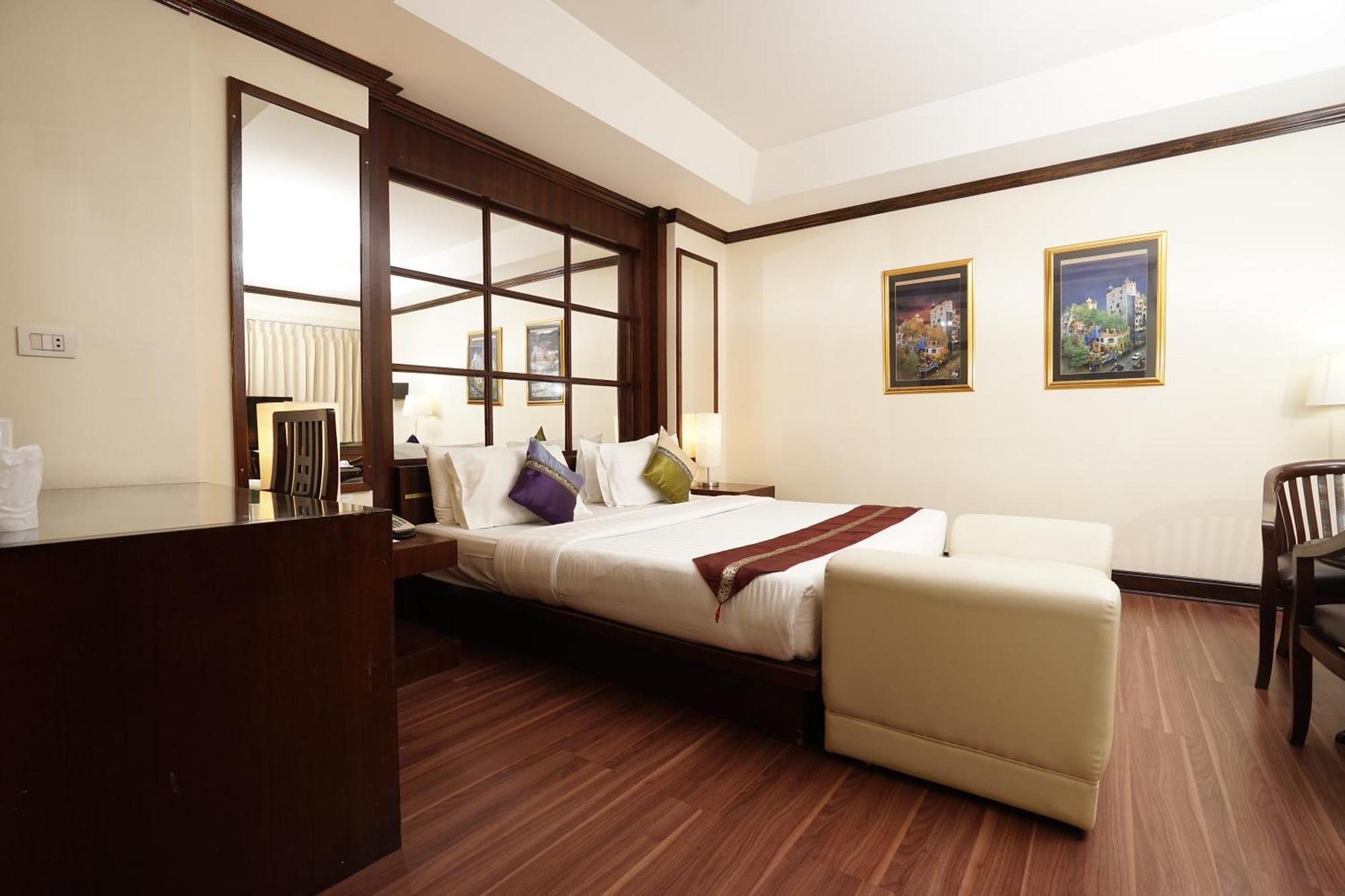 Grand Business Inn Бангкок Экстерьер фото